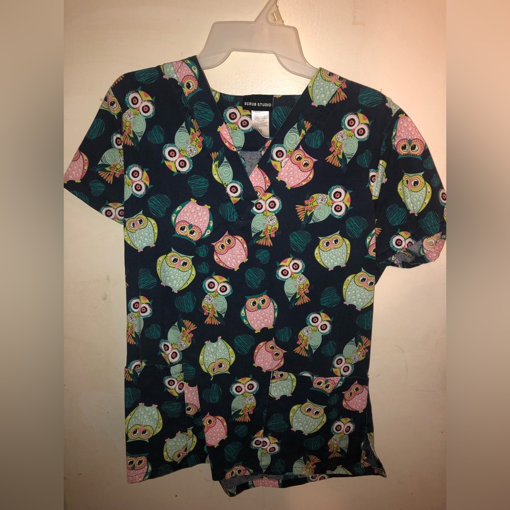 Owls Scrub Top